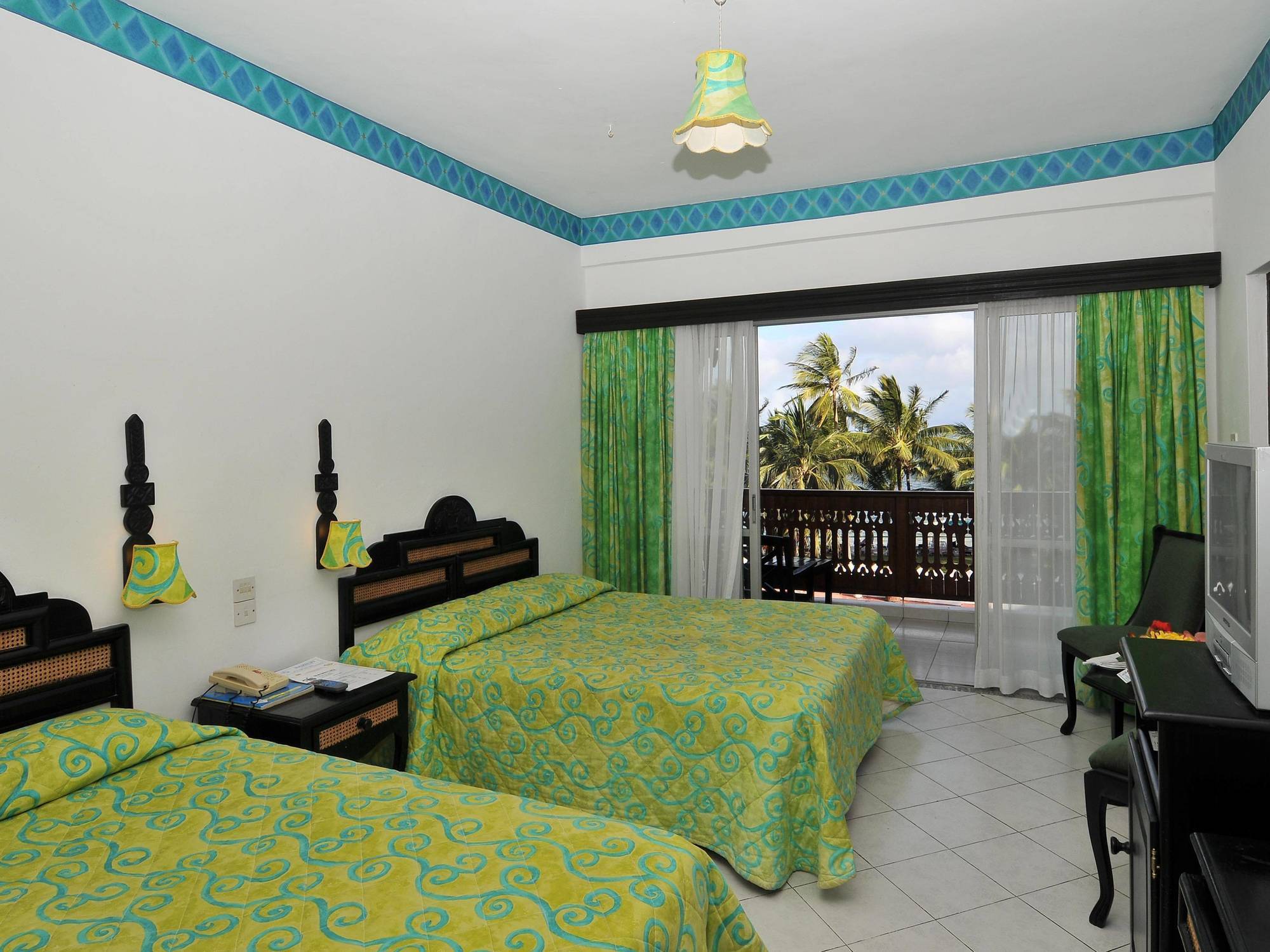Bamburi Beach Hotel Dış mekan fotoğraf